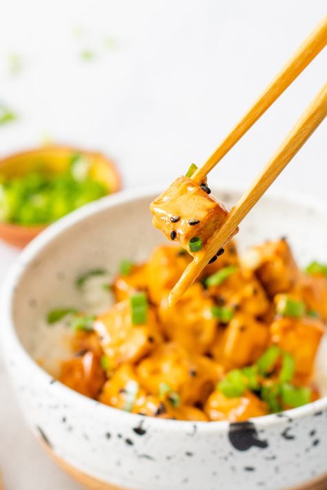 Bang Bang Tofu Vegan, Vegan Asian Tofu Recipes, Tofu Carrot Recipe, Bang Bang Tofu, Deli Sides, Vegan Tofu Recipes, Bengali Chicken, Tofu Recipes Vegan, Vegan Baked