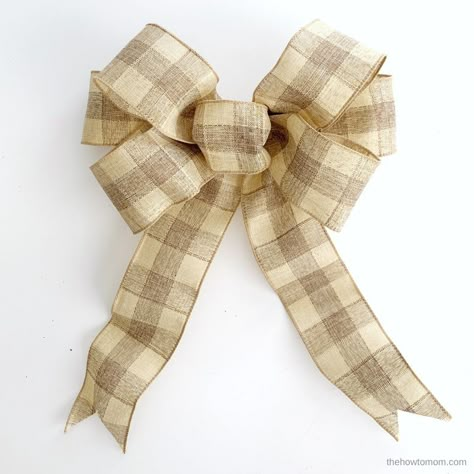 Make A Bow With Ribbon, Burlap Bow Tutorial, Making Bows For Wreaths, Bow With Ribbon, Bow Making Tutorials, Bows For Wreaths, Diy Wreath Bow, Christmas Bows Diy, Fall Leaf Wreaths