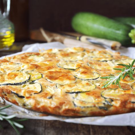 Ravioli Ricotta, Zucchini Tart, Homemade Tzatziki Sauce, Homemade Tzatziki, Crispy Sweet Potato, Tarte Fine, Rustic Italian, Appetizer Salads, Zucchini Recipes