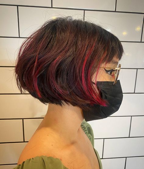 French Bob Dyed Hair, French Bob Color, Fun Bob Hair Colors, Red French Bob, Dyed Bob Hair, French Bobs, Oval Face Bangs, Peekaboo Highlights, Bob Hair Color