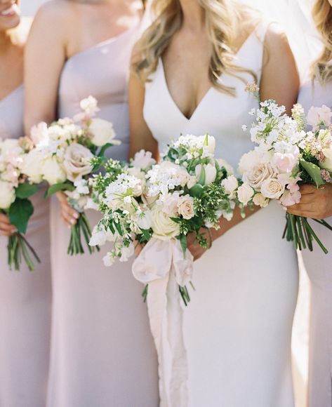 Bridesmaid Floral Bouquet, Simple Bridesmaid Bouquet, Small Bridesmaid Bouquet, Bridemaid Bouquet, Simple Bridesmaid Bouquets, Wedding Bouquet Champagne, Small Bridesmaid Bouquets, Bridesmaid Bouquet White, Elegant Wedding Flowers