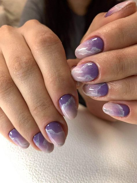 Marble nails Purple Marble Nail Art, Lilac Marble Nails, Purple Wedding Nails For Bride, Spring Marble Nails, Purple Wedding Nails, Purple Marble Nails, Artistic Nails, Anting Manik, Water Marble Nails