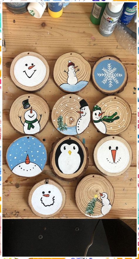 Gardening Christmas Ornaments - Don't have time to search for the products you're hunting for? Check out Amazon.com now! Wooden Christmas Crafts, Homemade Ornaments, Christmas Crafts To Make, Wooden Slices, Painted Christmas Ornaments, Christmas Wood Crafts, Wood Slice Ornament, Wood Christmas Ornaments, Wooden Christmas Ornaments