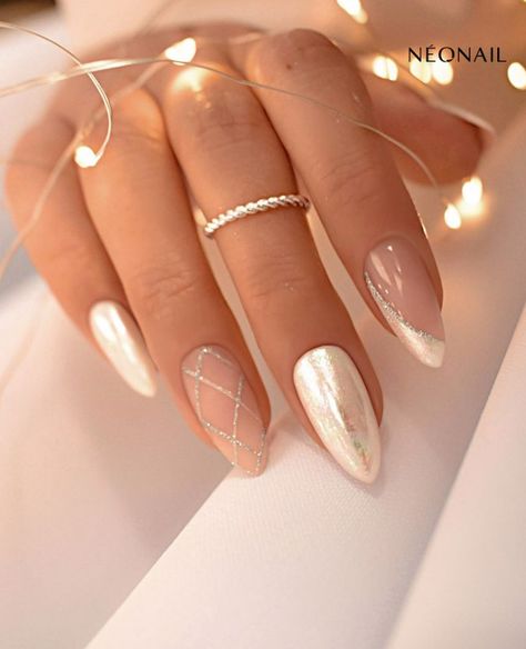 Bride's Nails Wedding, Holiday Nails Neutral, Pearl Wedding Nails, Nail Designs Photo, Proposal Nails, Anniversary Nails, Summer Nail Designs, Fancy Nails Designs, Work Nails