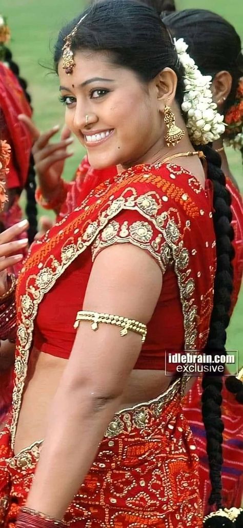 Roja Actress, Sneha Paul, Sneha Prasanna, Actress Sneha, Beauty Smile, Hot Lips, Bollywood Actress, Indian Actresses, Most Beautiful