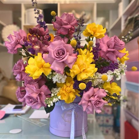 Celebrate the vibrant spirit of spring with our stunning floral arrangement! Bursting with lively yellows, enchanting purples, and touches of white, this bouquet brings the joy of a sunny day into any room. Housed in a charming lilac pot, it's a perfect gift for brightening up special days or just adding a splash of color to your everyday moments.

#flowerarrangements 
#floristbocaraton 
#flowerarrangement
#flowerbouquet 
#floraldesign  
#flowershop 
#flowerart
#flowerdesign 
#homedecor Everyday Moments, Floral Arrangement, Sunny Day, Flower Shop, Sunny Days, Flowers Bouquet, Flower Designs, Flower Art, Color Splash