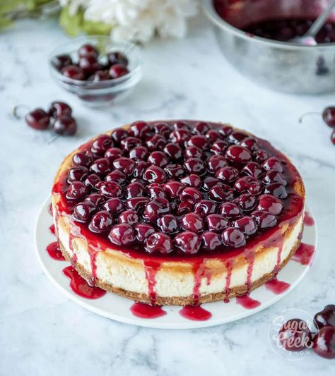 The Best Homemade Cherry Cheesecake – Sugar Geek Show Homemade Cherry Cheesecake, Cherry Cheesecake Recipe, Sugar Geek, Cherry Topping, Cheesecake Recipes Classic, Cheesecake Toppings, Homemade Cheesecake, Dessert Party, Cherry Cheesecake