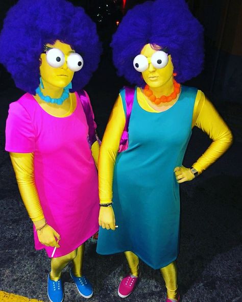 Disfraz de Patty y Selma de los Simpsons. #simpsons #patty #selma #costume #carnival #diy #bestcostume #hamdmade #couple #friends Simpsons Outfit, Cartoons Couple, Carnival Diy, Carnaval Ideas, Simpsons Costumes, Springfield Simpsons, Simpsons Party, Worst Costume, Friend Costumes