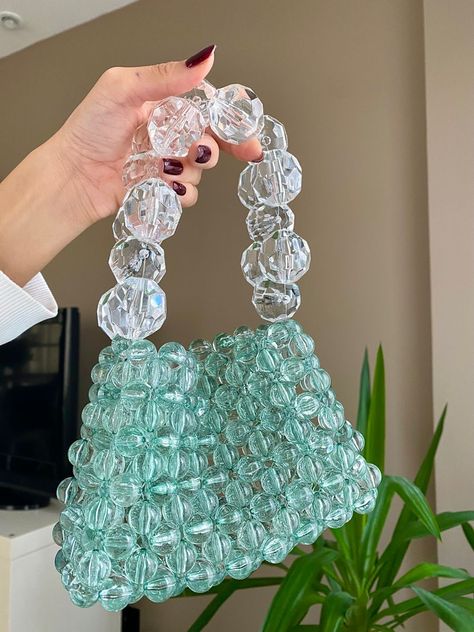 Hand Beaded Bag, Sac Diy, Pretty Jewelry Necklaces, Large Beads, Diy Bag Designs, Diy Bags Patterns, Beaded Evening Bags, Girly Bags, Pearl Bag