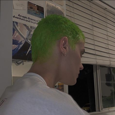 cc byrdiiie Dark Green Buzzcut, Green Hair Men, Short Green Hair, Neon Green Hair, Dyed Hair Men, Shaved Hair Designs, Girls Short Haircuts, Haircut Designs, Haircut And Color