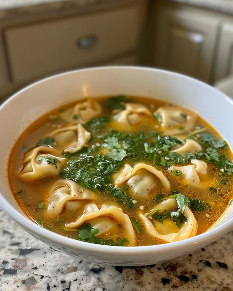 Trader Joe’s Copycat Recipes, Easy Trader Joes Soup Recipes, Trader Joes Chicken Wonton Soup, Korean Wonton Soup, Trader Joe Wonton Soup, Trader Joe’s Chicken Wonton Soup, Trader Joe Wonton Recipes, Trader Joes Won Ton Soup, Creamy Wonton Soup