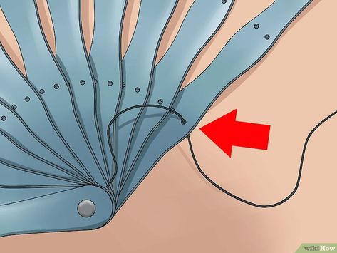 How to Make Feather Fans (with Pictures) - wikiHow Hand Fans Diy, Craft Ideas For Beginners, Feather Fans, Silk Dancing, Antique Fans, Chinese Fan, Paper Craft Ideas, Fan Jewelry, Feather Fan