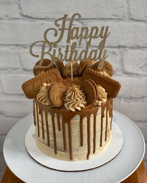 Biscoff Birthday Cake Ideas, Biscoff Birthday Cake, Grandma Cake, Biscoff Cake, Boy Cakes, Biscoff Cheesecake, Fav Products, Baby Boy Cakes, Creative Birthday Cakes