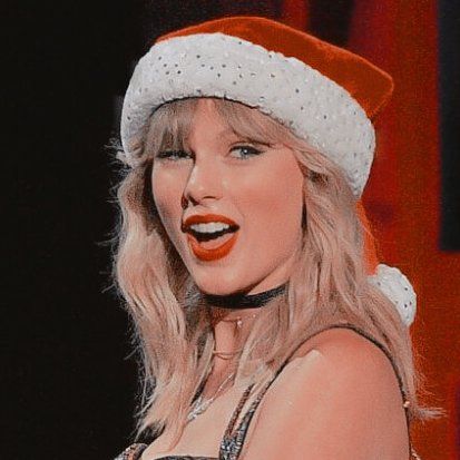 Taylor Swift Fotos, Taylor Swift Christmas, Lauren Taylor, Christmas Layouts, Estilo Taylor Swift, The Patriarchy, Taylor Swift Red, Taylor Swift Wallpaper, Long Live Taylor Swift