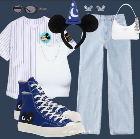 Eric Disneybound, Disney Dump, Disneyland Fits, Ariel And Prince Eric, Disneyworld Outfits, Disneyland Aesthetic, Disney Park Outfit, Disney Graduation, Disney Outfits Women