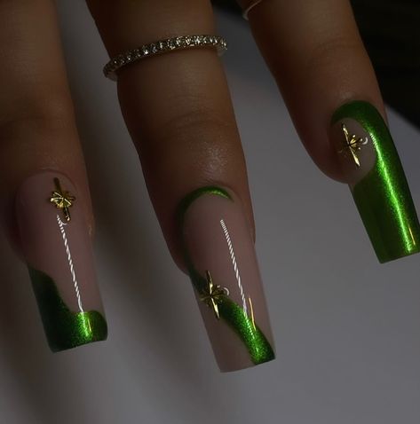 Saint Patrick’s Day Nails, St Patrick Day Nails Acrylic, Lucky Nails, Saint Patrick Nail, St Patricks Day Nails, Energy Art, Feeling Lucky, Saint Patrick's Day, St Paddys Day