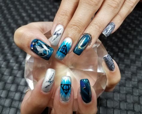 Ravenclaw Nails Acrylic, Raven Claw Nails, Ravenclaw Nails Harry Potter, Harry Potter Nails Ravenclaw, Ravenclaw Nail Art, Ravenclaw Nails, Harry Potter Nails Designs, Harry Potter Yule Ball, Potter Nails