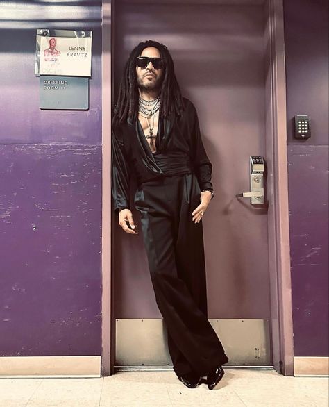 Lenny Kravitz Style, Luka Sabbat, Prince Musician, Oscar Night, The Artist Prince, 70s Inspired Fashion, Rock Outfits, Lenny Kravitz, Dreadlock Hairstyles