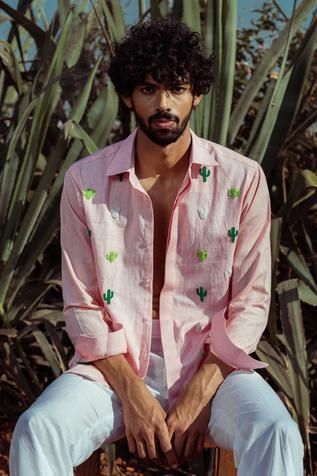 Buy Avalipt White Cotton Hand Painted Shirt Online | Aza Fashions Painting On Mens Shirt, Shirt With Embroidery For Men, Hand Embroidery Shirt Men, Painted Shirts For Men, Designs To Paint On Shirts, Embroidered Shirts Men, Embroidery Shirt For Men, Mens Embroidery Shirts Design, Embroidery Mens Shirt