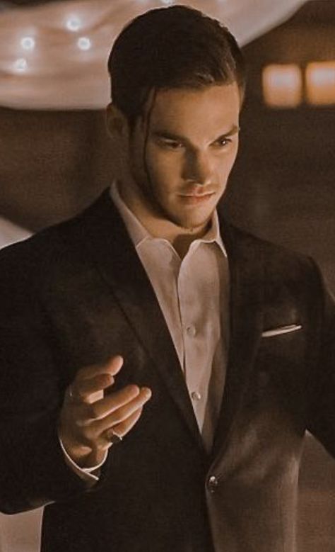 Tvd Kai, The Vampire Diaries Kai, Chris Wood Vampire Diaries, Kai Parker, The Vampire Diaries Characters, Vampire Diaries Poster, Only Aesthetic, The Vampire Diaries 3, Vampire Diaries Guys