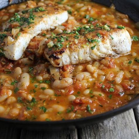 Pan Seared Halibut With White Beans And Gremolata Fish With White Beans, Beans And Fish, Cod And White Beans, Fish And Beans Recipe, Fish And Beans, Fish With Beans, Halibut Dinner Ideas, Pan Seared Halibut, Seared Halibut