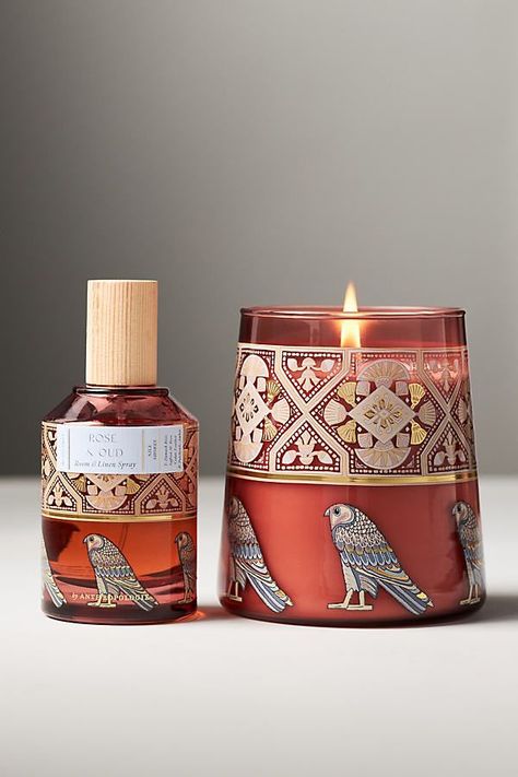 Packaging Velas, Candle Packaging Ideas, Rose Damascena, Candle Making Recipes, Anthropologie Candle, Anthropologie Home, Creative Candles, Luxury Candle, Candle Store