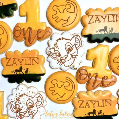 Simba Cookies Decorated, Lion King 1st Birthday Cookies, Lion King Birthday Cookies, Lion Guard Cookies, Lion King Baby Shower Cookies, Lion King Cookies Decorated, Simba Cookies, Lion King Cookies, Lion King Party Decorations