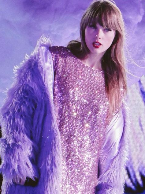 Taylor Swift Lavender Haze, Taylor Swift Lavender, Lavender Haze, Fav Celebrities, Swift Photo, Swift 3, Long Live Taylor Swift, Live Taylor, Taylor Swift 13