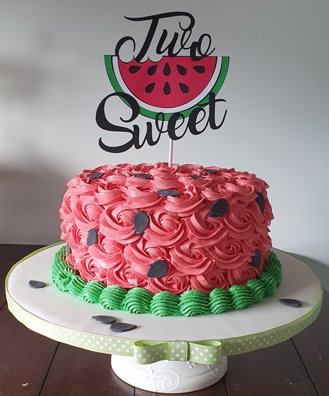 Watermelon Cakes Birthday, Watermelon Smash Cake, Watermelon Smash, Watermelon Cakes, Summer Cake, Watermelon Cake, Bear Cake, Summer Cakes, Bear Cakes