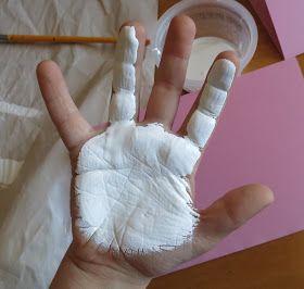 Cindy deRosier: My Creative Life: Bunny Week, Day 3: Bunny Handprint Cards Bunny Handprint, Handprint Cards, Easter Decor Crafts, Baby Footprint Crafts, Toddler Preschool Activities, Gifts Pictures, Thanksgiving Poems, Bunny Makeup, Preschool Easter