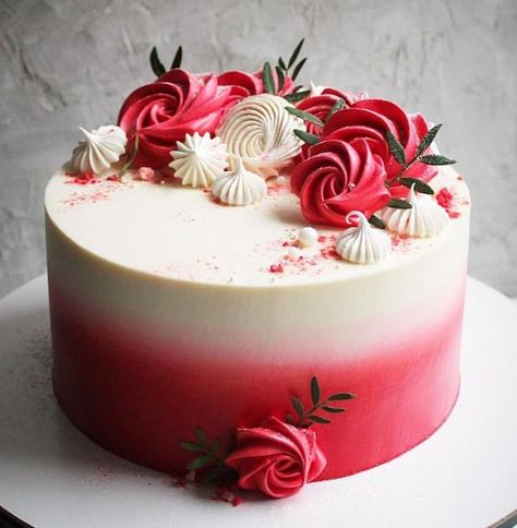 Cake With Flowers, Birthday Cake With Flowers, Simple Cake Designs, Valentines Day Cakes, Easy Cake Decorating, Cake Decorating Designs, Cake Delivery, Drip Cakes, Naha