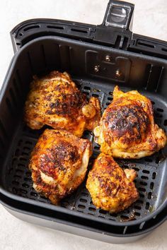 Vegetables Appetizers, Crispy Air Fryer Chicken Thighs, Air Fryer Recipes Chicken Thighs, Crispy Air Fryer Chicken, Cooking Chicken Thighs, Dinners Healthy, Air Fryer Chicken Thighs, Chicken Breast Crockpot Recipes, American Foods