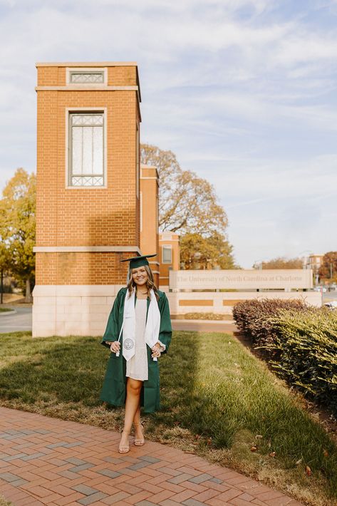 Unc Charlotte Graduation Pictures, Grad Shoot Ideas, Graduation Pictures Outfits, Unc Charlotte, Grad Photography, Grad Shoot, Grad Pictures, Grad Pic, Senior Ideas