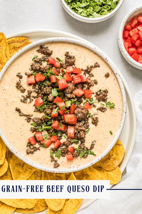 Finally, a real food creamy beef queso dip without any processed cheese. I’m definitely adding this recipe to our list of favorite game-day foods! Beef Queso Recipe, Beef Queso Dip, Pro Metabolic, Queso Dip Recipes, Aip Paleo Recipes, Queso Recipe, Healthy Beef, Queso Dip, Aip Paleo