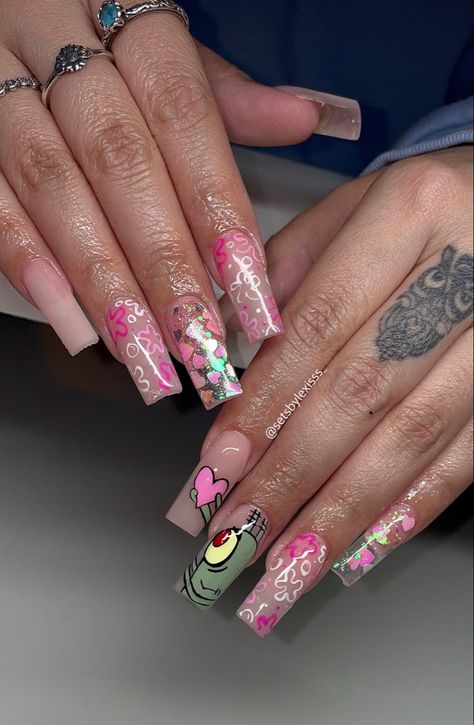 Valentines Nails Spongebob, Plankton Nail Art, Plankton Valentines Day Nails, Spongebob Valentines Day Nails, Plankton Nails, Nails Spongebob, Sponge Bob Nails, Spongebob Nail Art, Stitch Nails