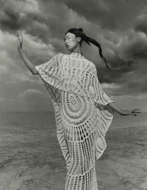 Liu Wen covers Vogue China November 2021 by Leslie Zhang Camping Photoshoot, Storm Fashion, Leslie Zhang, Beach Editorial, Storm Chaser, Liu Wen, Fashion Model Poses, Beach Artwork, Desert Fashion