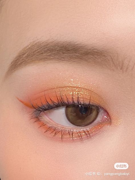 Orange Makeup For Green Eyes, Soft Orange Eye Makeup, Light Orange Eye Makeup, Makeup Looks Orange Brown, Orange Hoco Makeup, Charmander Makeup, Orange Cat Makeup, Orange Blossom Makeup, Simple Thanksgiving Makeup