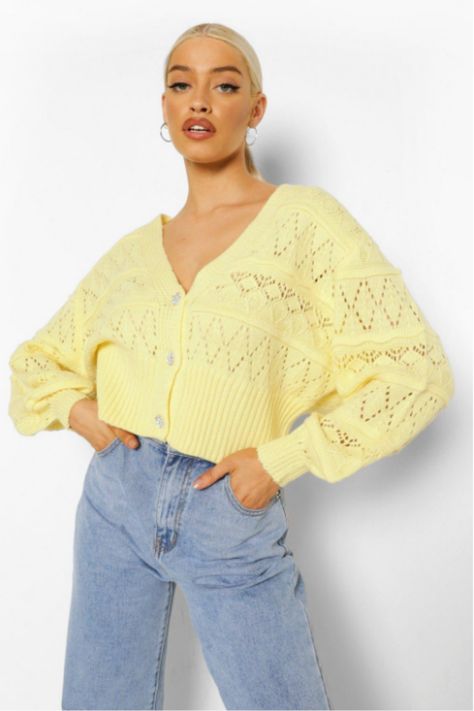 Yellow outfits that will brighten up your wardrobe #style#wardrobe#outfitideas Yellow Cardigan Outfits, Cropped Cardigan Outfit, Yellow Outfits, Latest Sweater, Gold Shorts, Crop Cardigan, Yellow Cardigan, Animal Motifs, Yellow Outfit