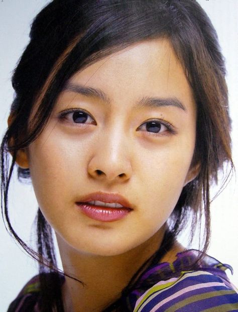 Kim Tae-hee Claudia Kim, Kim Tae Hee, Forbidden Love, Joo Hyuk, Kim Ji Won, Asian Makeup, Natural Makeup Looks, Korean Celebrities, Korean Actress