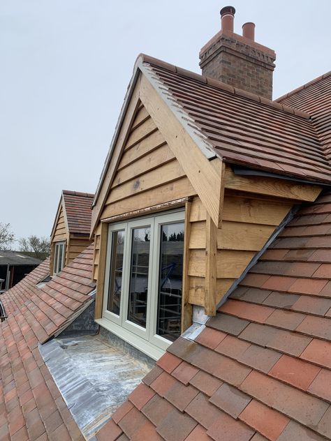 Dorma Windows Exterior, Roof Construction Detail, Dorma Windows, Bungalow Extension, Lodge Exterior, Wood Cladding Exterior, Bungalow Conversion, Oak Cladding, Loft Extension