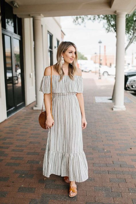 31 Cute Summer Maxi Dress Outfit Ideas | StyleCaster Summer Maxi Dress Outfit, Off Shoulder Dress Summer, Maxi Dress Outfit Ideas, Maxi Dress Outfit Summer, Simple Maxi, College Outfits Women, Off The Shoulder Maxi Dress, Fall College Outfits, Animal Print Maxi Dresses