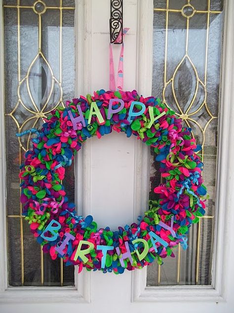 Birthday Wreath~ would be cute to put up when family member has a birthday :-) Birthday Wreath Diy, Birthday Wreaths, Happy Birthday Wreath, Fun Wreaths, Couronne Diy, Crafts Wreaths, Balloon Wreath, Ribbon Wreaths, Birthday Wreath