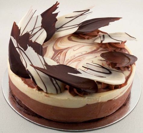 White and Dark Chocolate Mousse Cake Dark Chocolate Mousse Cake, Chocolate Roulade, Order Cakes Online, Yummy Cheesecake, Dark Chocolate Mousse, Best Cakes, Chocolate Work, Online Cake Delivery, Order Cake