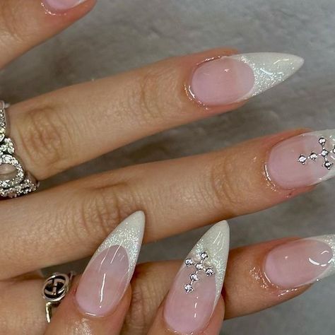 White Chrome French Tip, Nails With Piercing, French Tip Stiletto Nails, Nails Sets, White Tip Nails, Cross Nails, Acrylic Ideas, Punk Nails, Edgy Nails