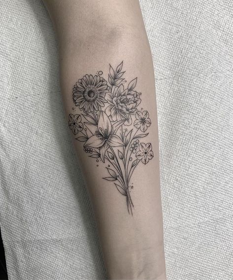 Arm To Leg Tattoo, Black And Gray Wildflower Tattoo, Wildflowers Tattoos, Woodland Tattoo Sleeve, Walk In Tattoo Ideas, Tattoo Birthday, Wildflowers Tattoo, Bouquet Tattoo, Wildflower Tattoo