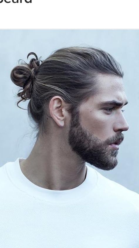 Man With Long Hair, Beard Gifts, Long Hair Beard, Man Bun Hairstyles, Men's Long Hairstyles, Beard Hairstyle, Short Beard, Men Haircut Styles, Long Beards