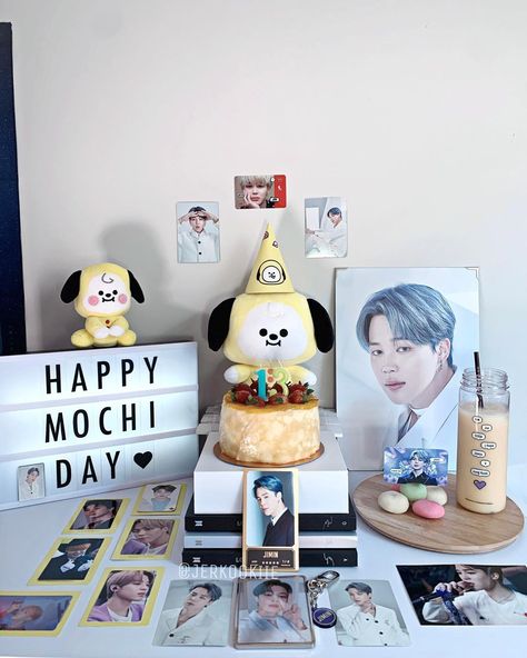 Jimin Merch, Bts Party, Jin Day, Army Decor, Army Accessories, Bts Room, Girl School Supplies, Jimin Birthday, Army Room Decor