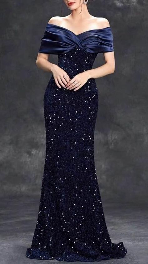 Long Dress Korean, Simple Evening Dress, Backless Evening Gowns, Velvet Evening Dress, Split Long Dress, Gowns Dresses Elegant, Fancy Dresses Long, Velvet Gown, Sequin Prom Dress