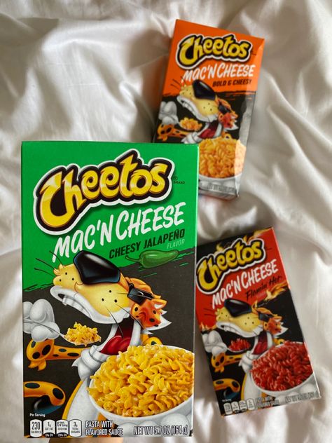 Jalapeno Cheetos, Mac N Cheese Crockpot, Cheetos Mac And Cheese, Cheetos Cheese, Food Spicy, American Snacks, Fire Chicken, Sweet Station, Cheese Food