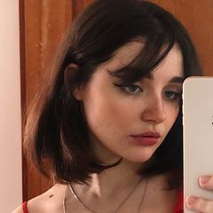 Michele Alves (@miaalvescz) • Instagram photos and videos Michele Alves, Brunette Green Eyes, Michelle Alves, Pelo Cafe, French Girl Aesthetic, Girl With Green Eyes, Hair Advice, Short Black Hairstyles, Grunge Hair